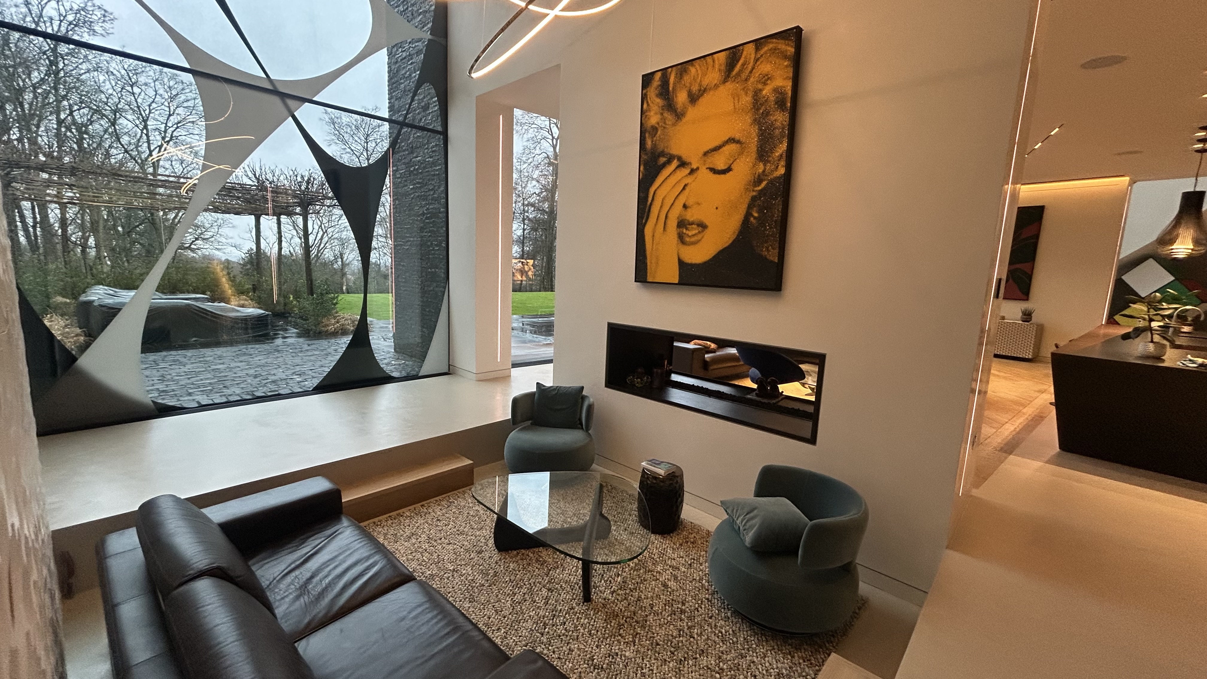 Polished microcement living room floor in London luxury apartment by Atelier di Venice
